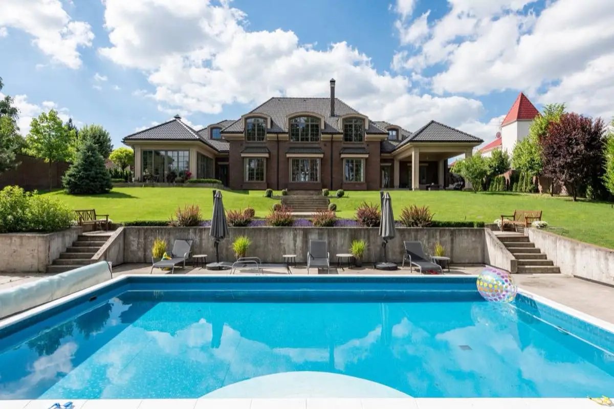 Pool Heaters & Heat Pumps in New Orleans, LA